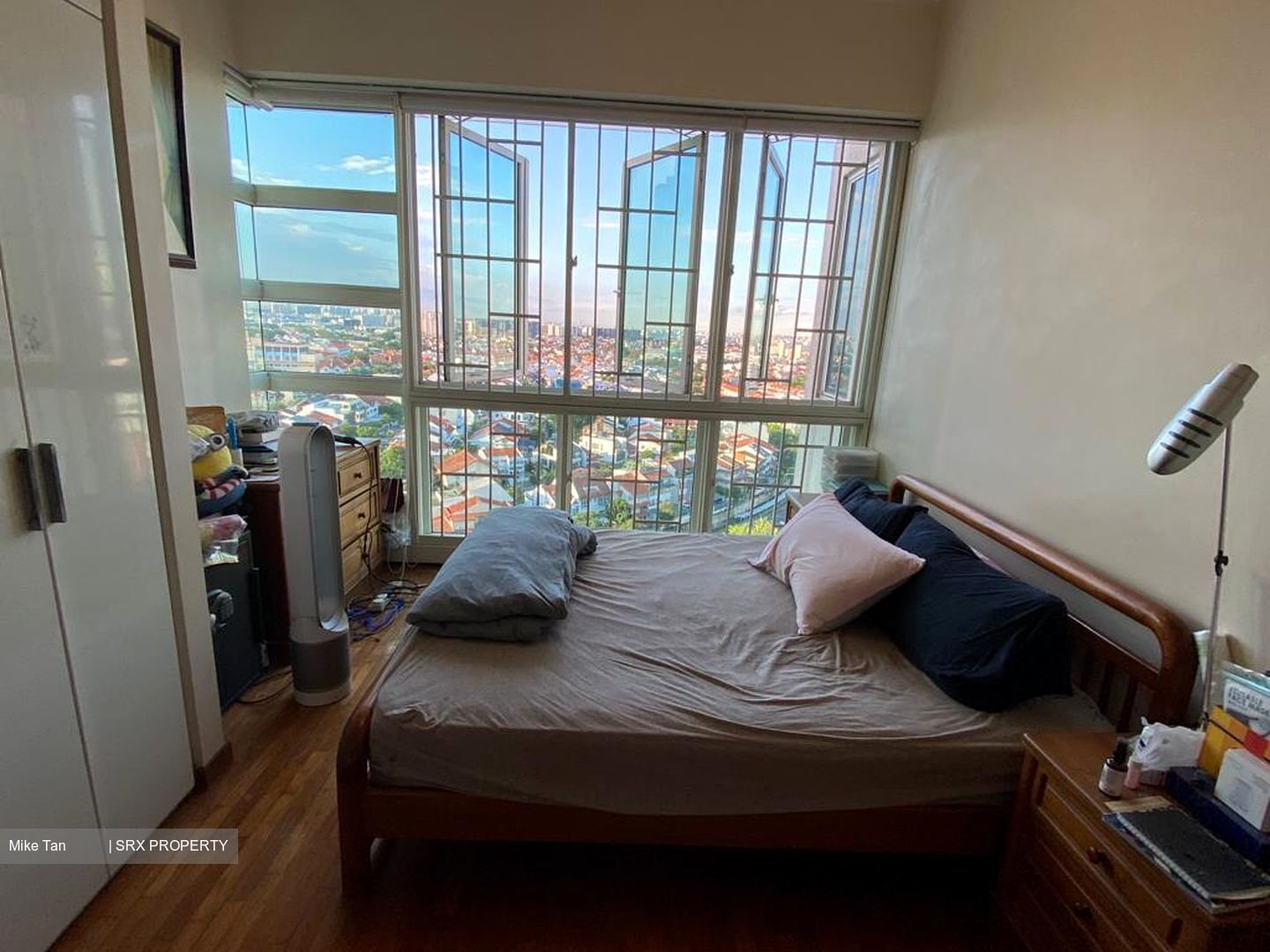 Goldenhill Park Condominium (D20), Condominium #407877251